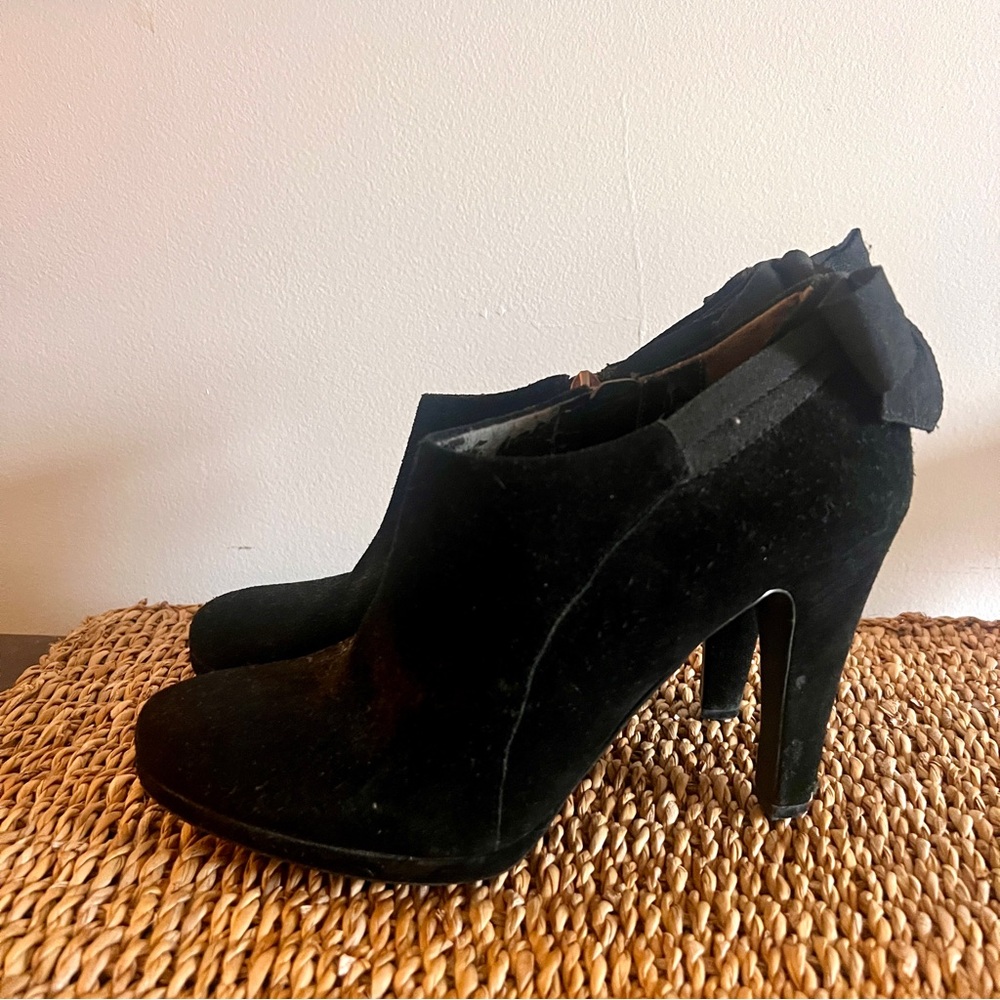 Elegant Black Women's Suede Heeled Booties with Bow detail